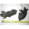 Image 2 : 737 - 2pc Cast Iron Pig Coin Banks
