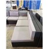 Image 2 : VILLA CABANA 5 PIECE WICKER PATIO SECTIONAL 27INX92.5X92.5