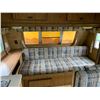 Image 5 : 1985 TAURUS TRAVEL TRAILER, WHITE, VIN#2EB3F1925F6529366, OOP NO ICBC DECLARATIONS, APPROX  19'