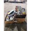 Image 2 : 2 BOX OF ASSORTED AV CABLES