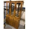 Image 3 : DINING TABLE & 5 CHAIRS (INCLUDES LEAFS & HUTCH)