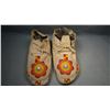 Image 2 : Sioux split hide moccasins, partially beaded, Pine Ridge Reservation, S. Dak