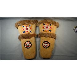 Chippewa Cree smoke moose mitts