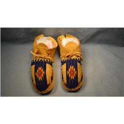 Northern Cheyenne 1/2 beaded moccasins