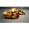Image 2 : Northern Cheyenne 1/2 beaded moccasins