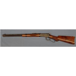 Win. 1894 carbine deluxe, .25-35, new 20" bbl by Winchester, dble stamped, special deluxe wood, chec