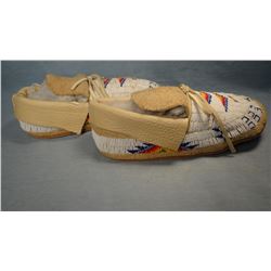 Sioux full beaded moccasins.