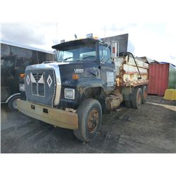1988 FORD 8000 TANDEM GRAVEL TRUCK