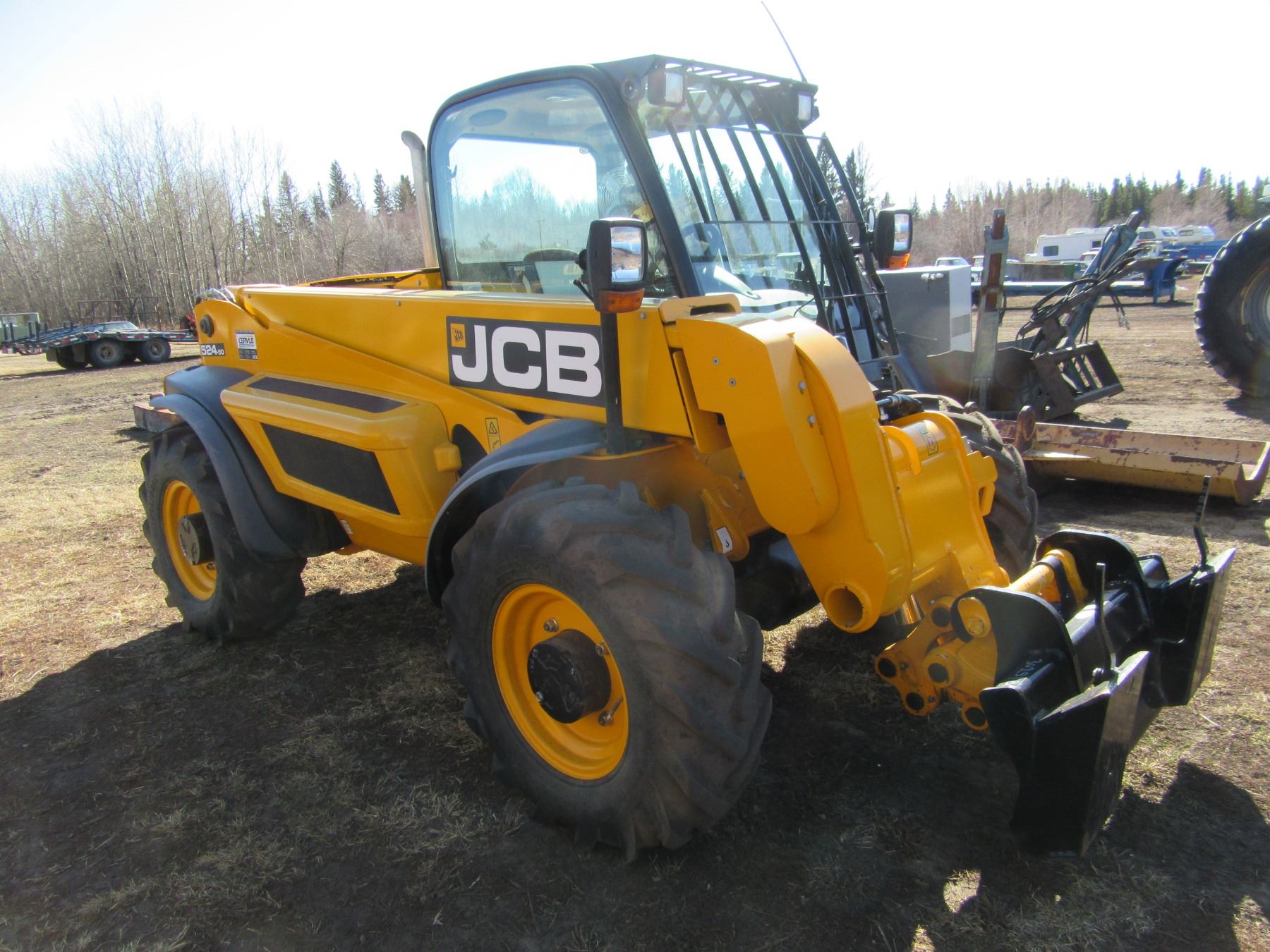JCB 52450 TELEHANDLER C/W FORKS, SMOOTH BUCKET & HYDRAULIC BOBCAT