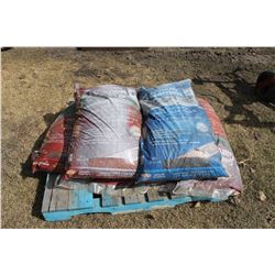 COLOR MY GARDEN CEDAR MULCH (85 L) - 6 BAGS (ONE MONEY FOR ALL 6 BAGS)
