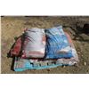 Image 1 : COLOR MY GARDEN CEDAR MULCH (85 L) - 6 BAGS (ONE MONEY FOR ALL 6 BAGS)