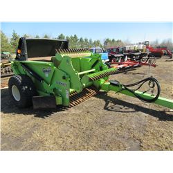 B - SHULTE GIANT 2500 3 BATT HYDRAULIC ROCK PICKER