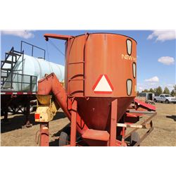 NEW HOLLAND 354 GRINDER MIXER MILL