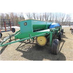 JOHN DEERE 9350 - 30' HOE DRILLS