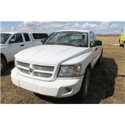 2010 DODGE DAKOTA 4WD EXTENED CAB TRUCK