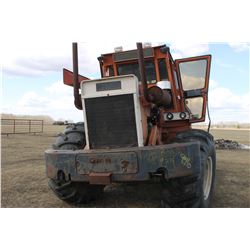 DITCH WITCH R200 - 4WD (RUNS WELL)