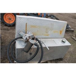 ALUMINUM TOOLBOX & TIDY TANK C/W 12 VOLT PUMP