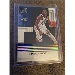 Donovan Mitchell Status jersey card