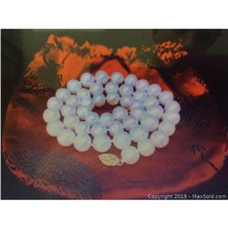 Stunning 49 Round Pearl Necklace With Gold Clasp