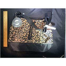 BRAND NEW - Travelon Antitheft Bucket Bag with RFID Protection