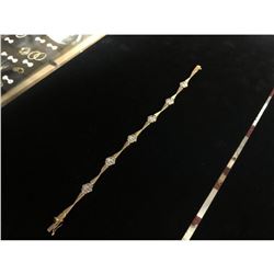 Ladies Italian 14K Gold Custom Flower Link Bracelet