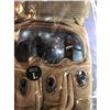 Image 12 : Army Combat Gloves (Knife and camo for demo purposes only and not included)