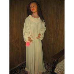 Female extra -  Movieland Museum wax figure 