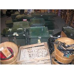 (lot) Disassembled glass shelving