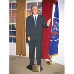 PRESIDENT BILL CLINTON wax figure - Movieland Museum