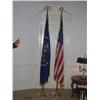 Image 1 : 2 flags: American flag & Presidential Seal