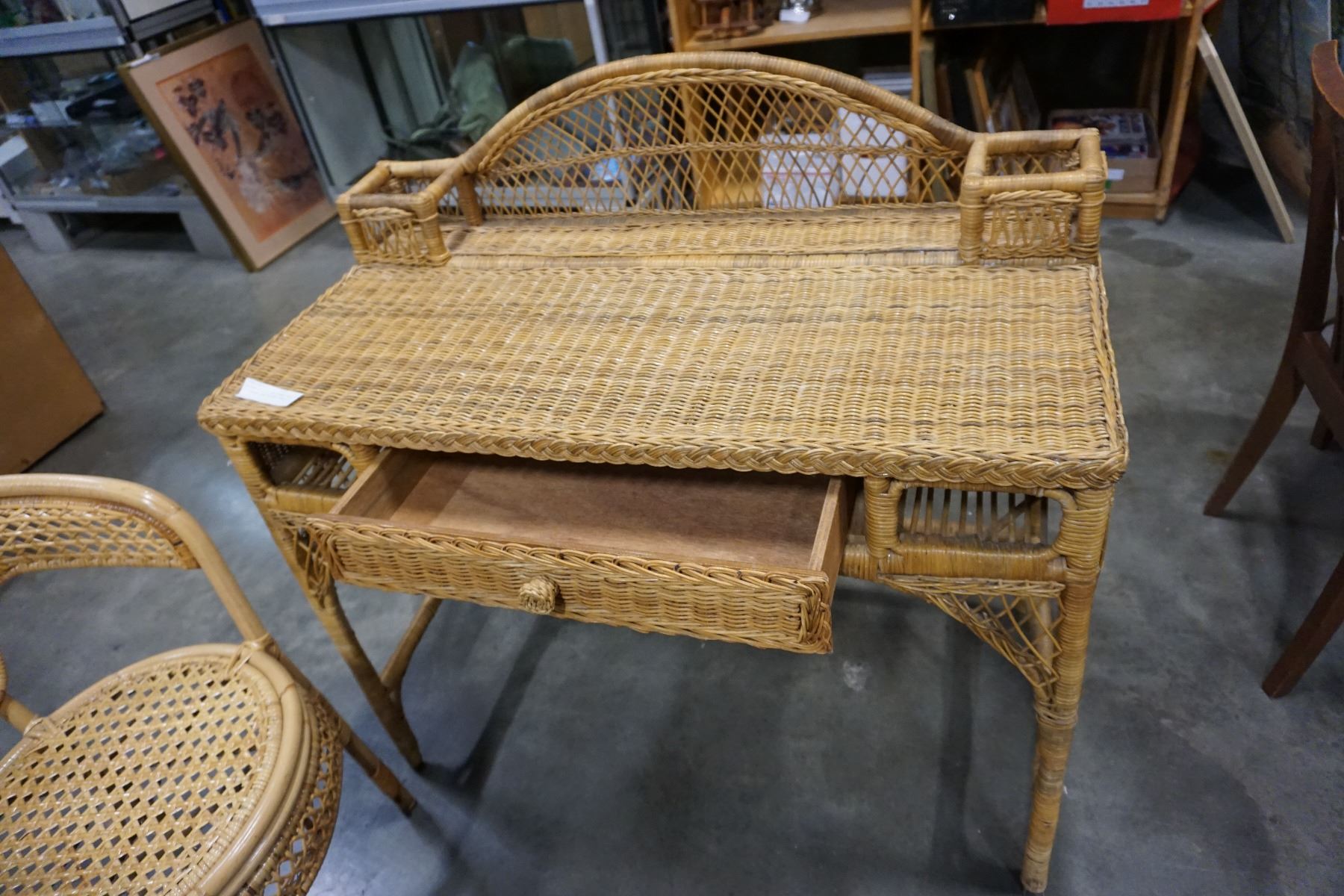 Vintage Wicker Desk And Chair at Ella Reibey blog