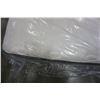 Image 5 : QUEENSIZE BEAUTY REST EURO TOP MATTRESS, FLOOR MODEL