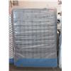 Image 1 : New Queen Size Pillow Top Mattress