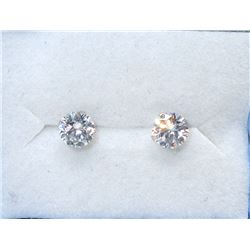 New 14 KT White Gold 1.5 CT Cubic Zirconia Earring