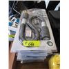 Image 1 : 8 New LED Flexible Flashlights w/batteries