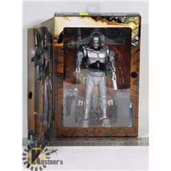ROBOCOP VERSUS TERMINATOR FUTURE ROBOCOP FIGURE