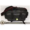 Image 1 : BLACK LEATHER VINTAGE STYLE CAMERA BAG
