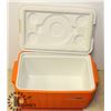 Image 1 : ORANGE & WHITE COOLER