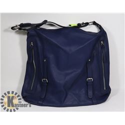 NAVY BLUE LEATHER PURSE W/INTERIOR