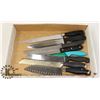Image 1 : FLAT OF ASSORTED KNIVES