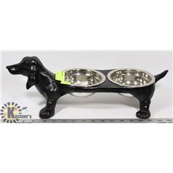 CAST-IRON PET FEEDER W/ 2 STAINLESS STEEL BOWLS