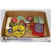 Image 1 : FLAT OF VINTAGE BADGES