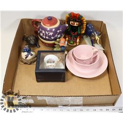 LOT OF MISCELLANEOUS FIGURINES AND