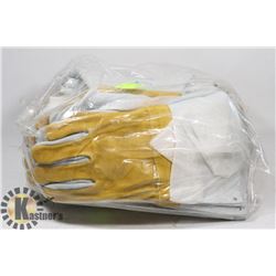 BUNDLE OF WORK GLOVES