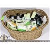 Image 1 : LARGE BASKET OF TRAVEL-SIZE SPA-LINE