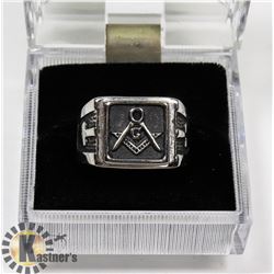 SILVER TONE MASONIC RING, SQUARE FACE, SIZE 9