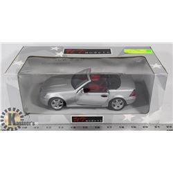 DIE CAST - UT - MERCEDES BENZ SLK 230 1:18
