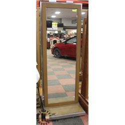 STAND UP MIRROR 6FT X 2FT