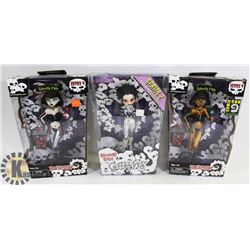 LOT OF 3 GOTHS, INCLUDES: CYBERELLA D'NIELE,