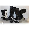 Image 1 : LADIES FOOTWEAR LOT - SIZE 6: INCLUDES 2 PAIR TALL
